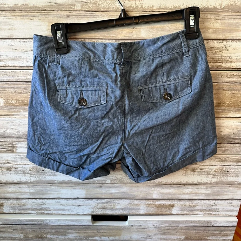 💙 Banana Republic Chambray Bermuda Shorts 100% Cotton Size 0 💙